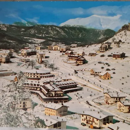 In Valle Di Luce アパート ピッツォフェッラート