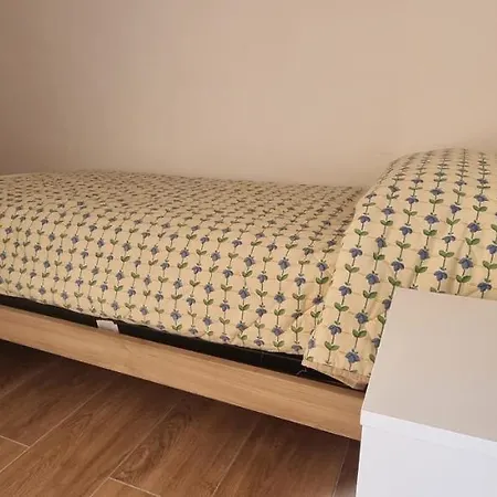 アパート In Valle Di Luce ピッツォフェッラート